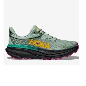 Hoka One One Challenger ATR 7
Aloe Vera Black women 9